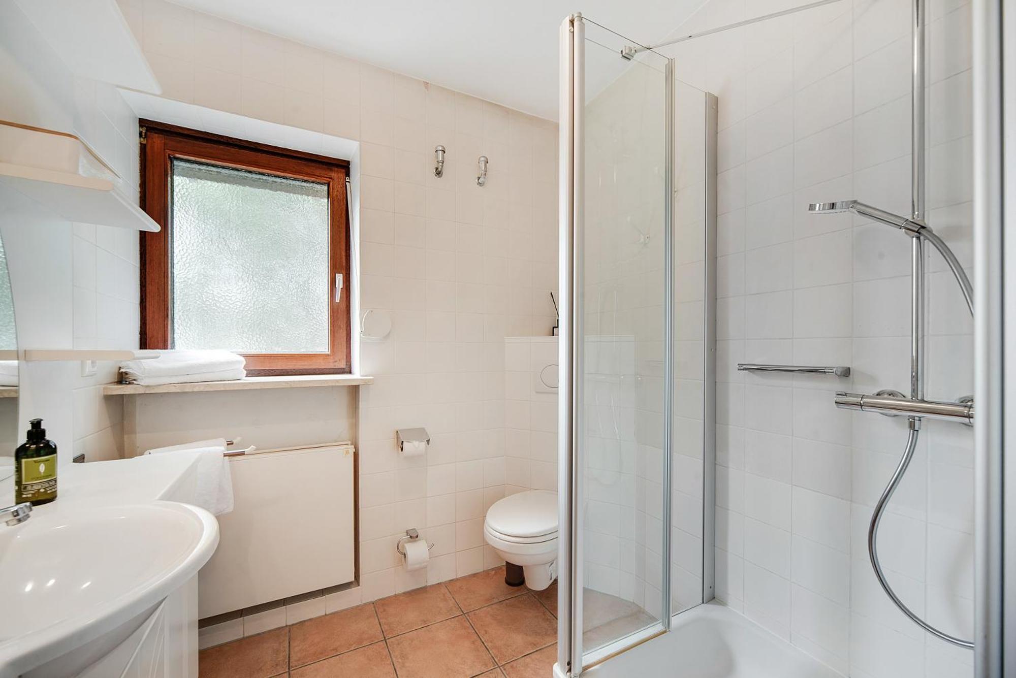 Chiemsee Ferienwohnung Gartenblick Prien am Chiemsee Buitenkant foto